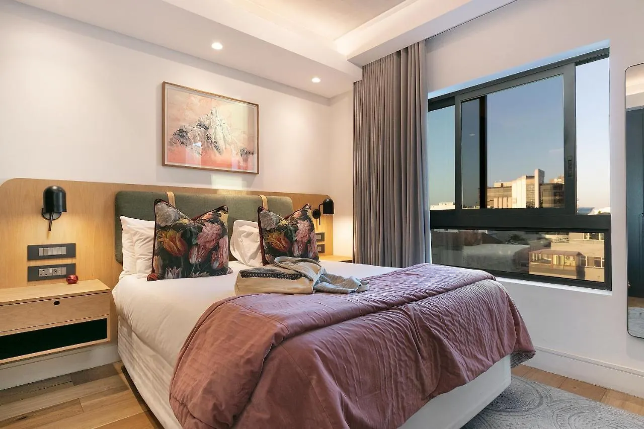 Latitude Aparthotel By Totalstay Cape Town 4*,  Güney Afrika