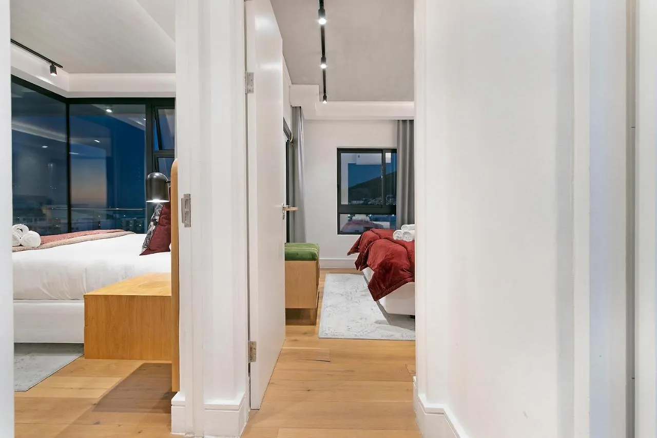 Latitude Aparthotel By Totalstay Cape Town