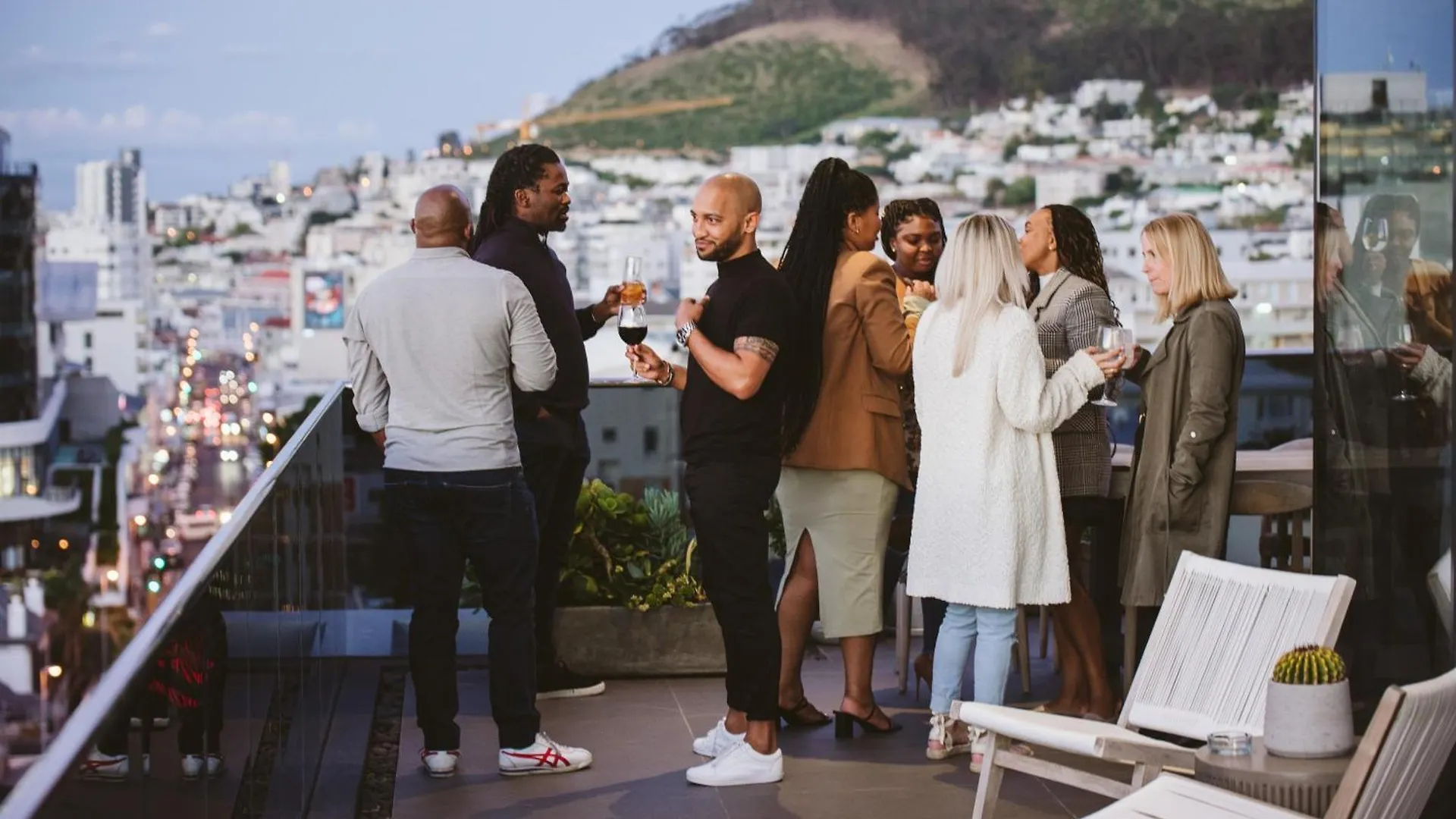 Latitude Aparthotel By Totalstay Cape Town